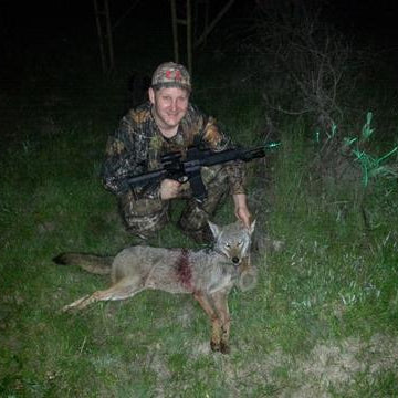 Successful Coyote Hunt using our predator lights!