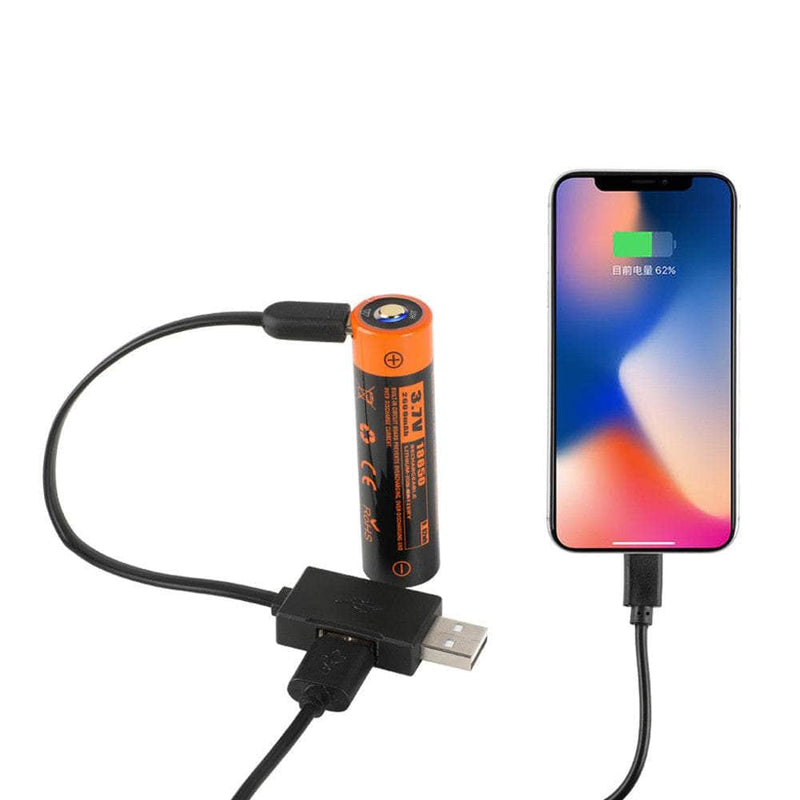 A Manker MC11 II phone charger with an aa battery attached to it.