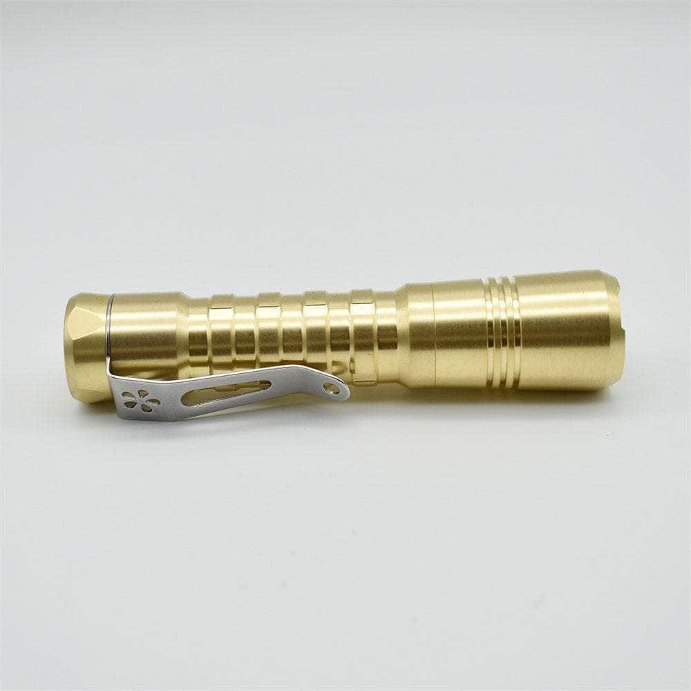 ライト・ランタン Reylight pineapple brass LED flashlight zeroair_reviews_reylight_pinea